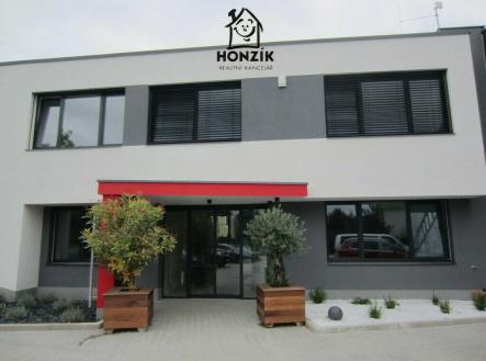 Pronájem bytu, 1+kk, 34 m²