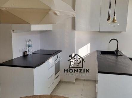 Pronájem bytu, 3+kk, 84 m²