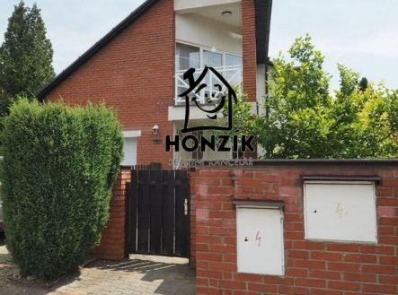 Prodej - dům/vila, 324 m²