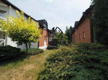 Prodej - dům/vila, 324 m²