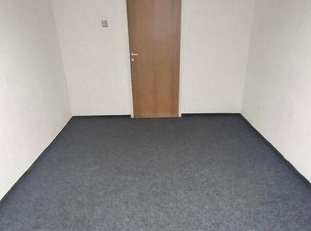 Pronájem - kanceláře, 64 m²