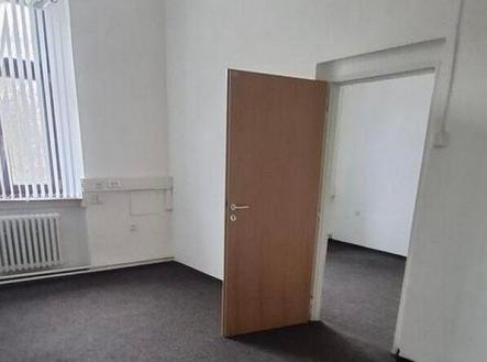 Pronájem - kanceláře, 64 m²