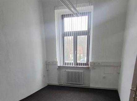 Pronájem - kanceláře, 64 m²