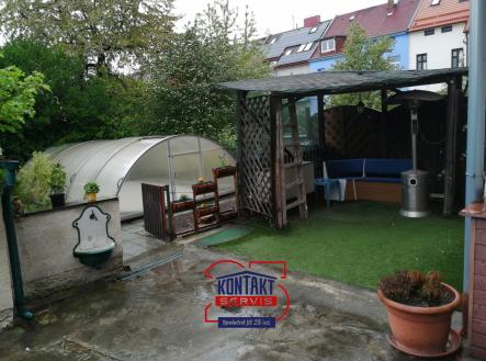 80 | Prodej - dům/vila, 380 m²