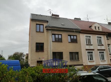 5 | Prodej - dům/vila, 380 m²