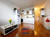 Pronájem bytu, 1+1, 39 m²