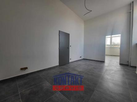 476349227_607650172244396_2460415924131814491_n | Pronájem - komerční objekt, sklad, 32 m²