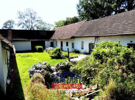 DSCN9999-009 | Prodej - zemědělský objekt, 124 000 m²