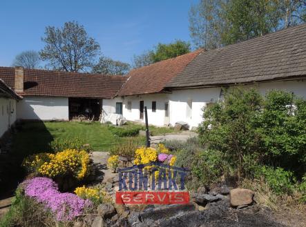 DSCN0063-007 | Prodej - zemědělský objekt, 124 000 m²