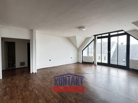 IMG_2176 | Pronájem - kanceláře, 361 m²