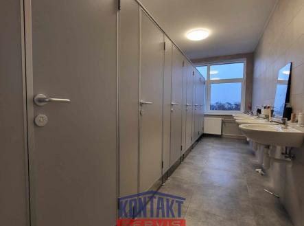 465237135_1992246254575728_8702846140454773170_n | Pronájem - kanceláře, 12 m²