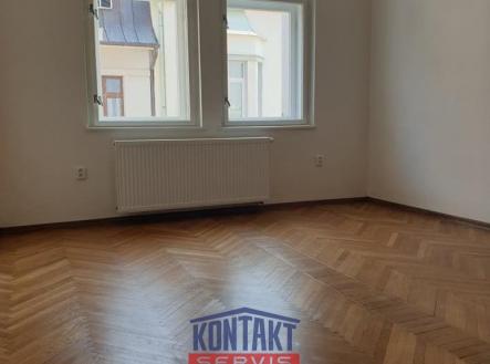 56526646_2003851059917537_4498323371716509696_n.jpg | Pronájem bytu, 2+kk, 44 m²