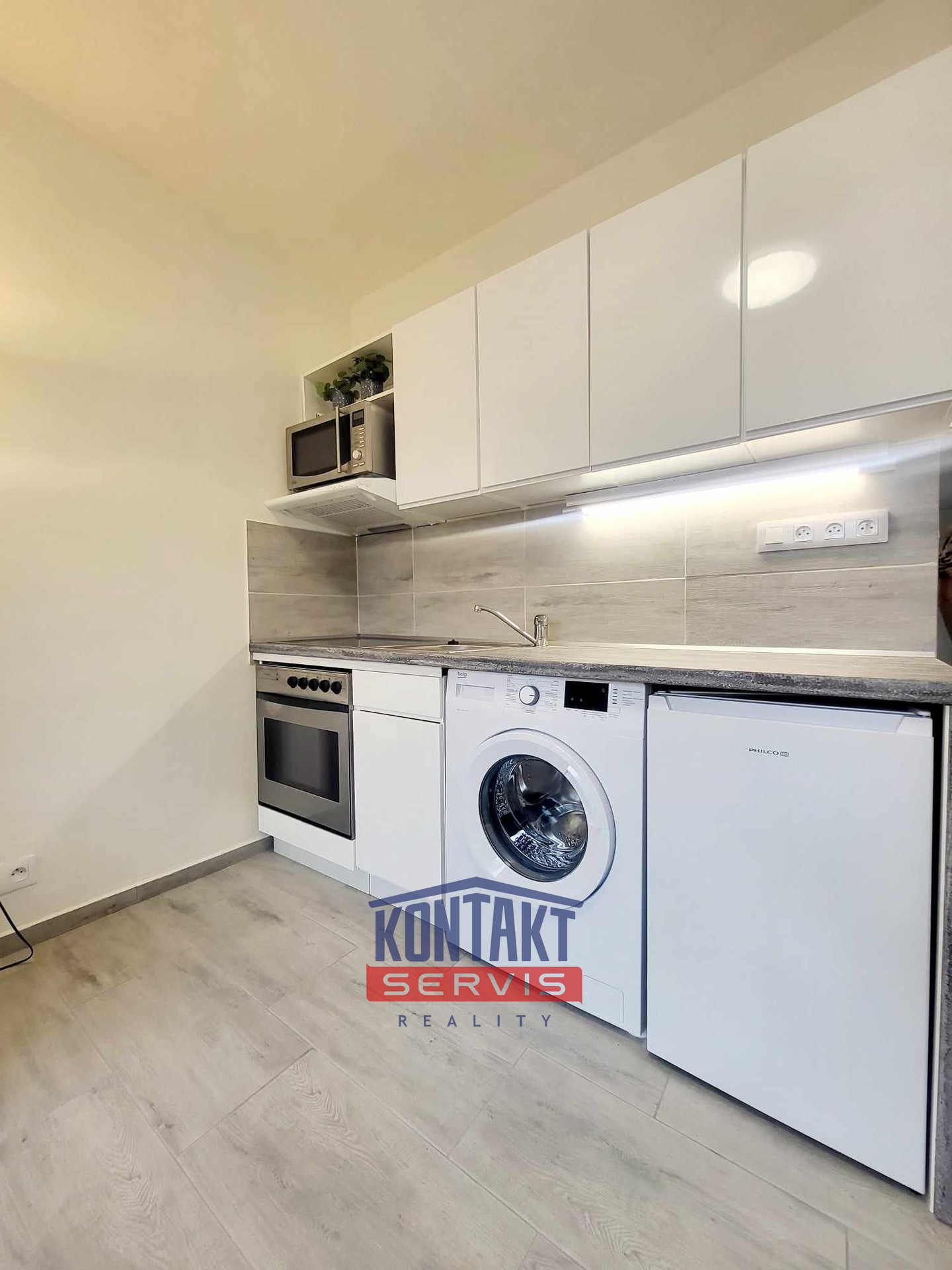 456280532_2868230236675457_1159342742045189623_n