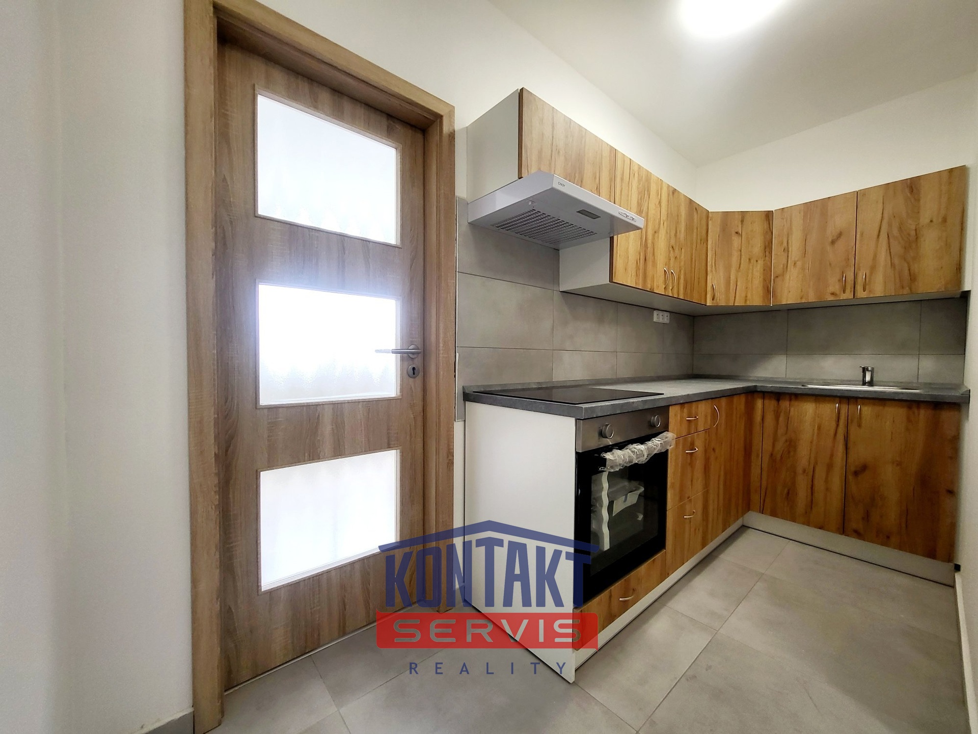 20250409_130509_resized