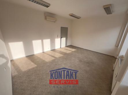 IMG-20260105-WA0005 | Pronájem - kanceláře, 22 m²