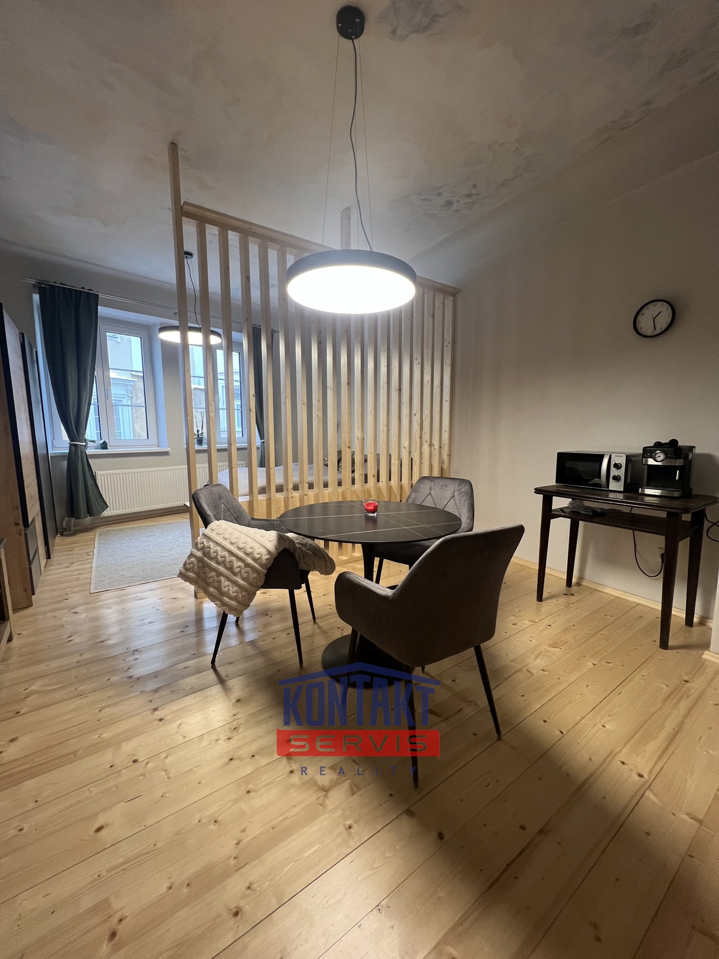 Pronájem nadstandartního bytu 1+kk v historickém centru – 34 m²