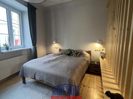 Pronájem bytu, 1+kk, 34 m²