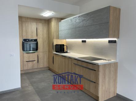 67bde3c9b0c6c | Pronájem bytu, 2+kk, 63 m²