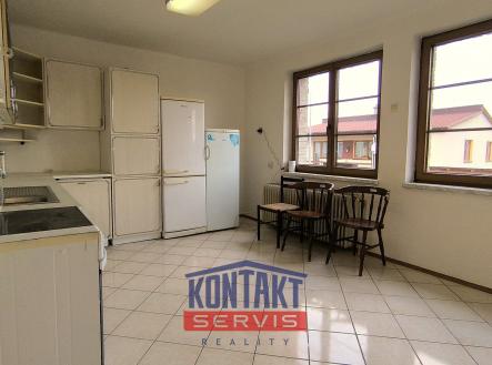 4P | Pronájem - dům/vila, 145 m²