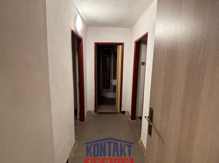 WhatsApp Image 2026-01-29 at 09.40.42 (1) | Pronájem - obchodní prostor, 200 m²