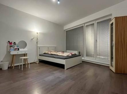 649823413_10236447699924227_5526751016834696581_n (1) | Pronájem bytu, 1+kk, 53 m²