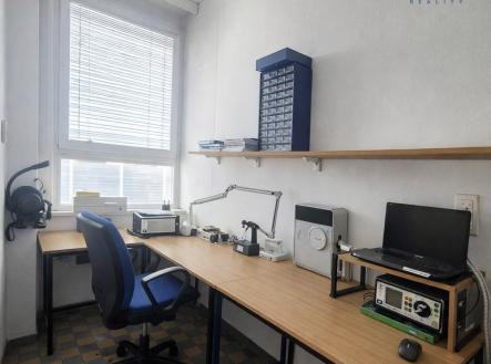 1773922525-c445fc31-5022-4093-9b5d-6a5313955b95 | Pronájem - kanceláře, 225 m²