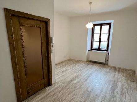 Pronájem bytu, 1+kk, 36 m²