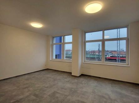 462568698_1628115747777030_1718015134852219893_n | Pronájem - kanceláře, 12 m²