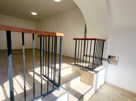 20250319_123606_resized | Pronájem bytu, 2+1, 86 m²