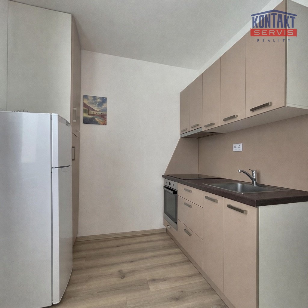 1776419392-b3eb9385-6b99-437f-87de-13e1d1a4c45a