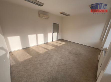 IMG-20260105-WA0005 | Pronájem - kanceláře, 15 m²