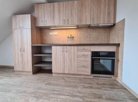 172956221_470893241003312_7439225823193074926_n.jpg | Pronájem bytu, 4+kk, 76 m²