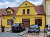 Pronájem - obchodní prostor, 79 m²