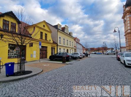 foto: 2 | Pronájem - obchodní prostor, 79 m²