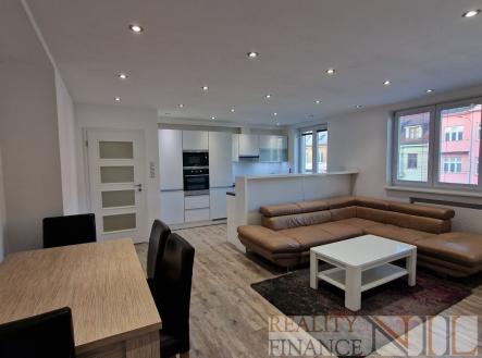 Pronájem bytu, 3+kk, 85 m²