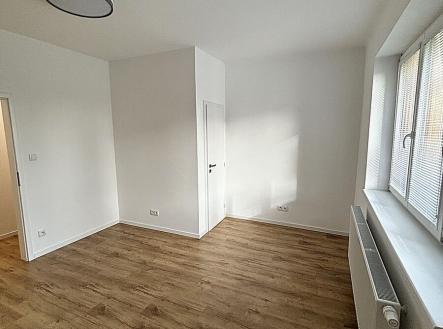 2.jpeg | Pronájem bytu, 3+kk, 97 m²