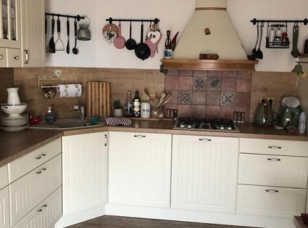 42.jpg | Prodej - dům/vila, 380 m²