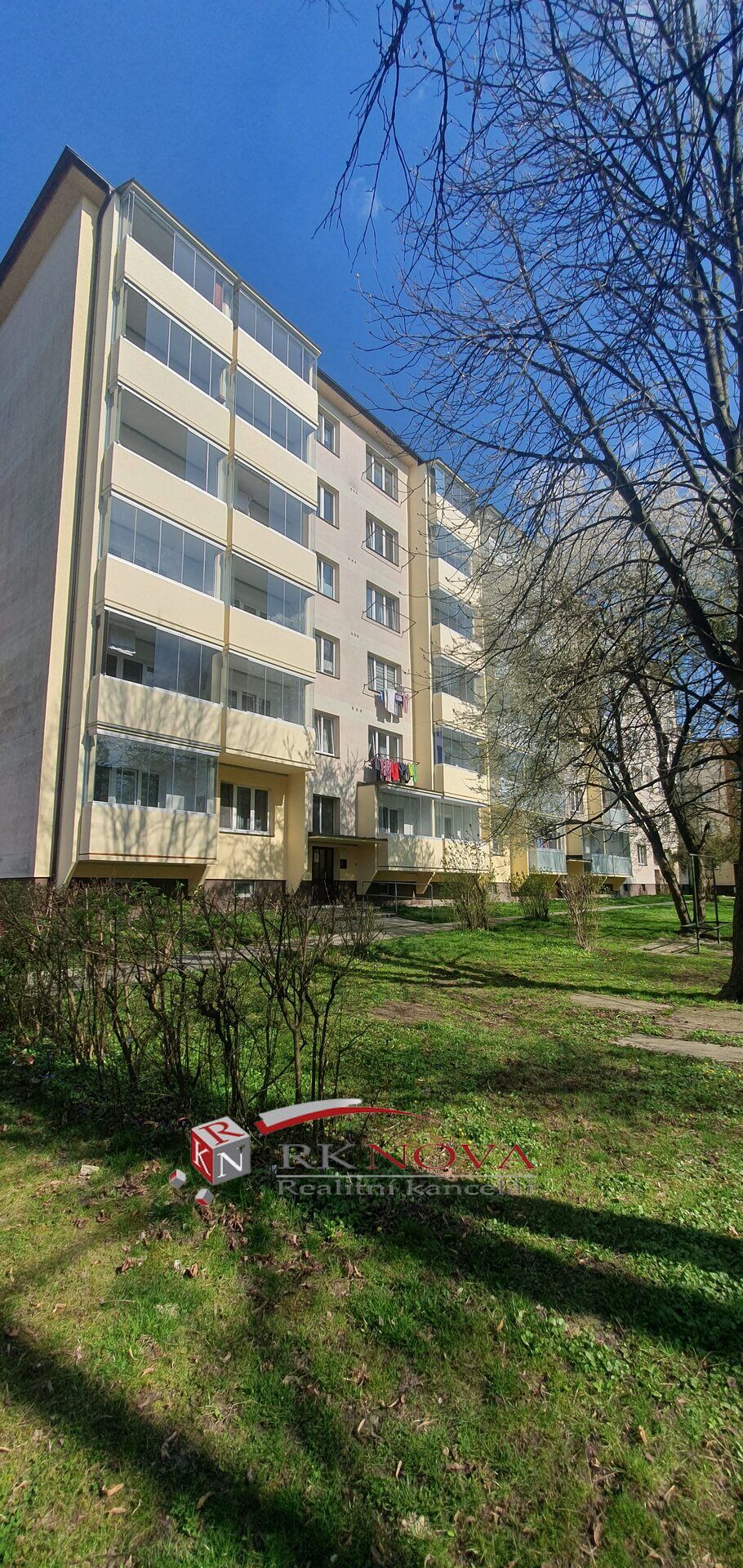 Prodej bytu 2+1 v os. vlastnictví s lodžií v Karviné