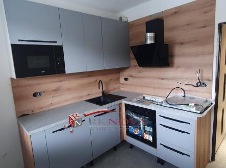 Pronájem bytu, 2+1, 55 m² obrázek