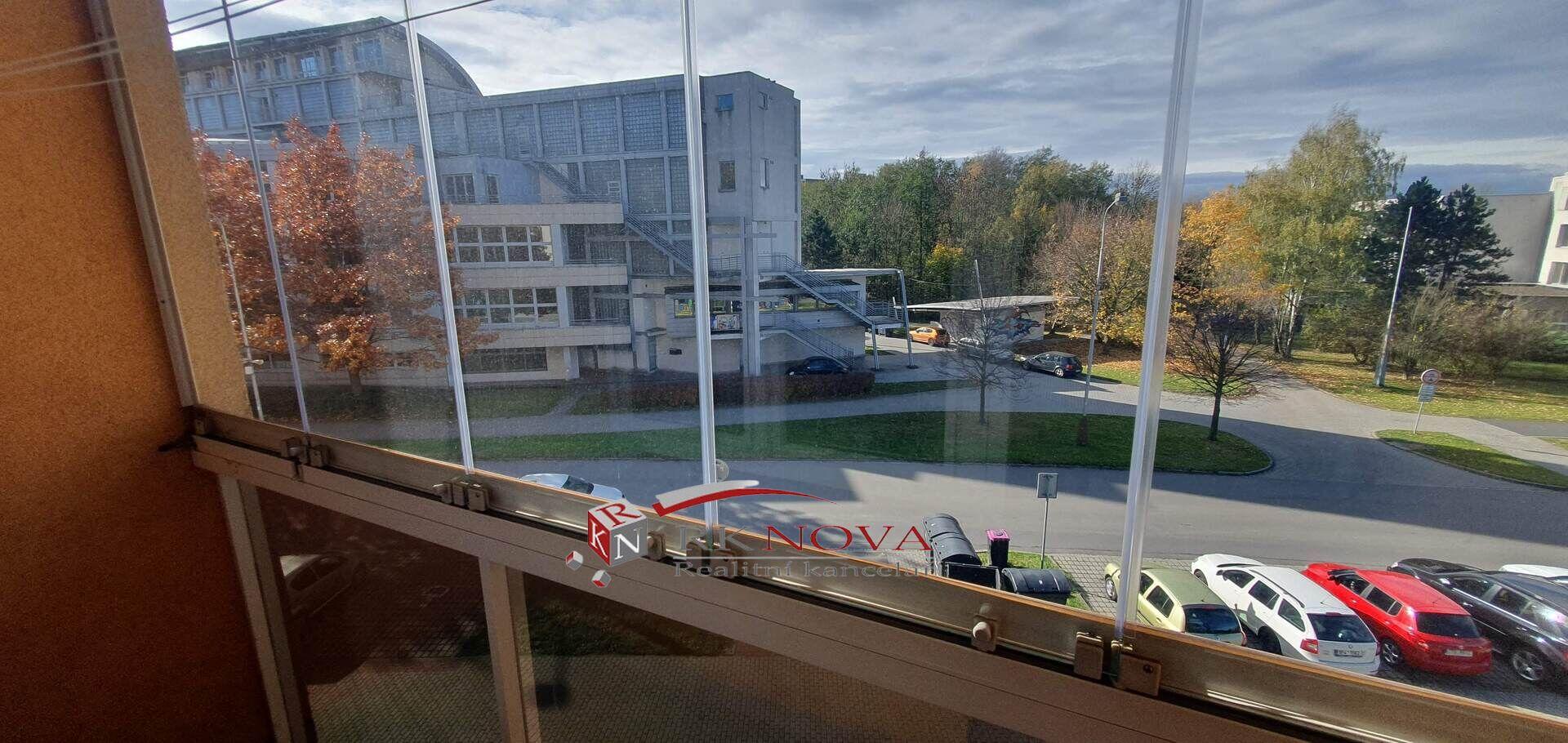 Pronájem 1+kk se zasklenou lodžií v Orlové-Lutyni