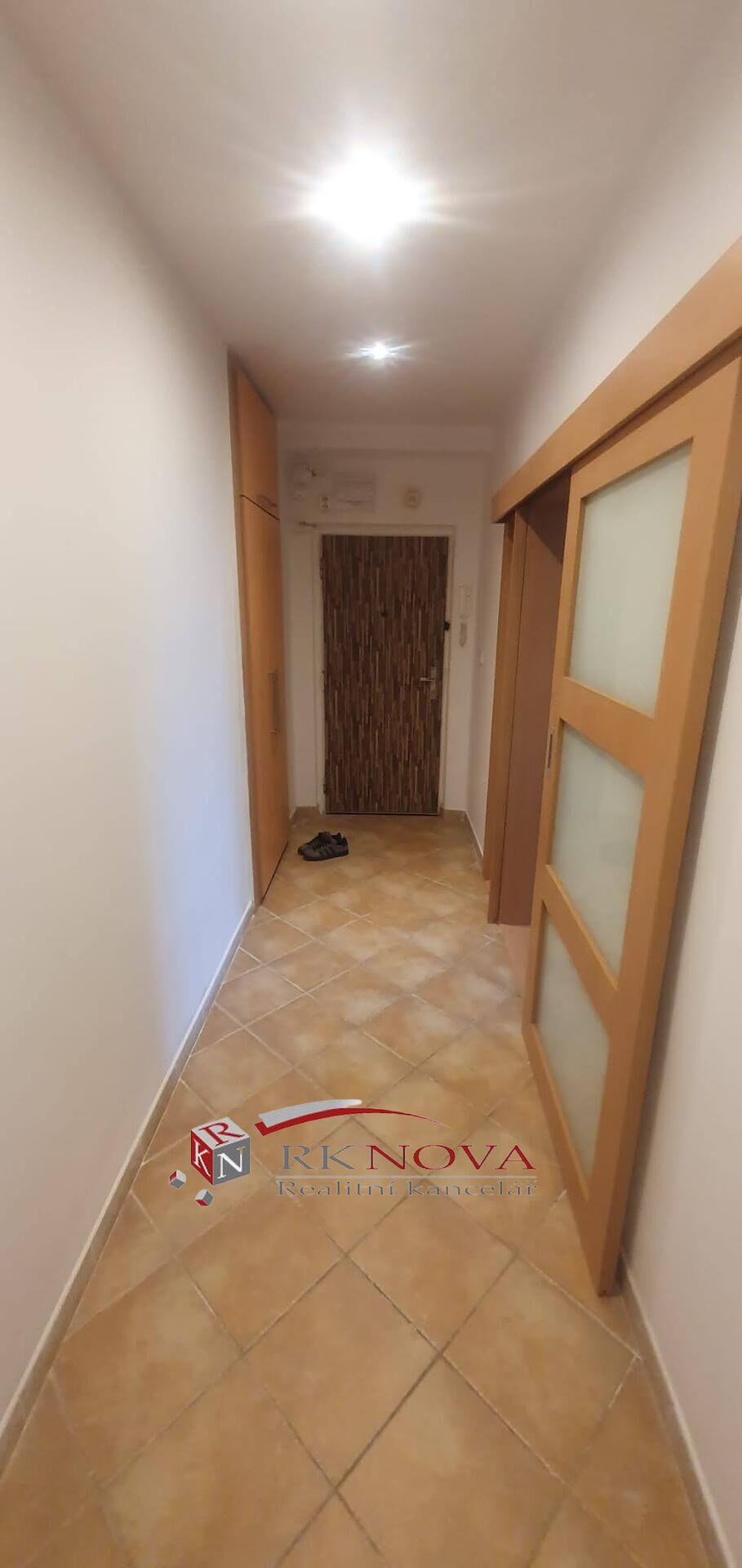 Pronájem bytu 2+1 s balkonem v os. vlastnictví v Karviné