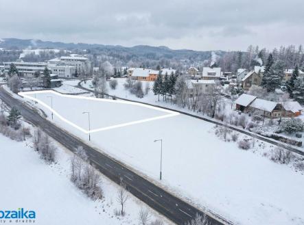dobrouc-zima.jpg | Prodej - pozemek pro komerční výstavbu, 3 757 m²