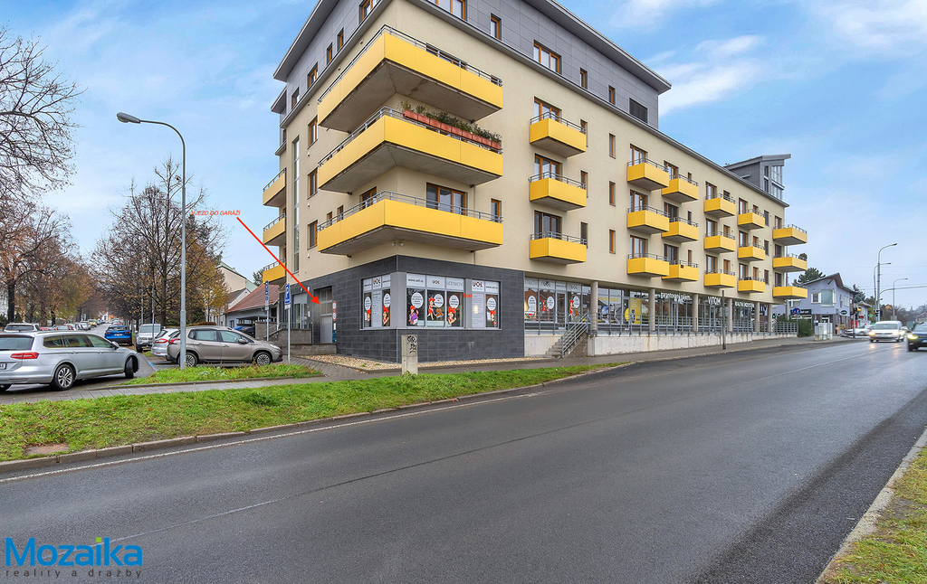 garaze-vjezd-brno.jpeg