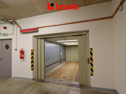 2 | Pronájem - malý objekt/garáž