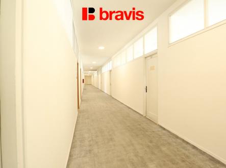 4 | Pronájem - kanceláře, 400 m²