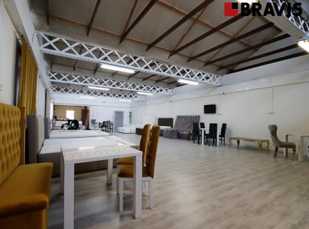 3 | Pronájem - komerční objekt, sklad, 270 m²