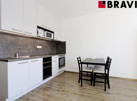 17 | Pronájem bytu, 1+kk, 28 m²