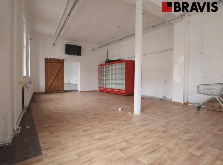 2 | Pronájem - obchodní prostor, 232 m²