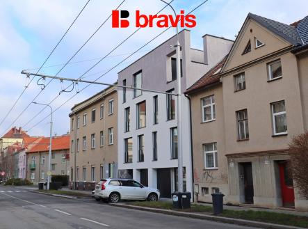 8 | Pronájem - obchodní prostor, 154 m²