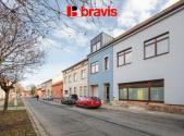 Prodej - nájemní dům, 630 m²